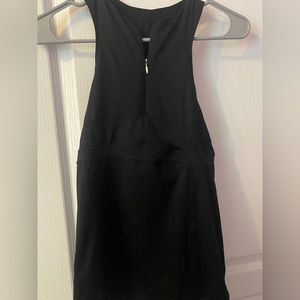 Lululemon black racerback tank zip up size 6
